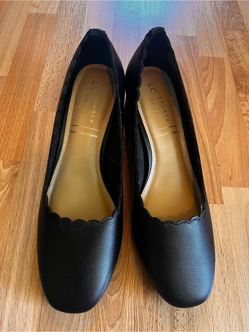 LC Lauren Conrad Black Scalloped Memory Foam Heels
